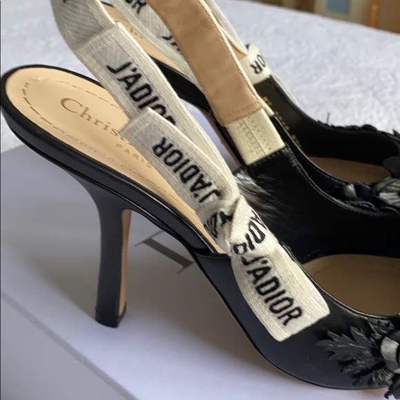 ❌SOLD❌Dior Black Lambskin Flower Slingback heel 4” - Picture 10 of 12